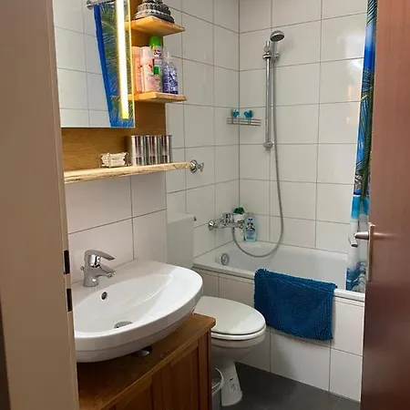 Mitten In Apartment Dusseldorf